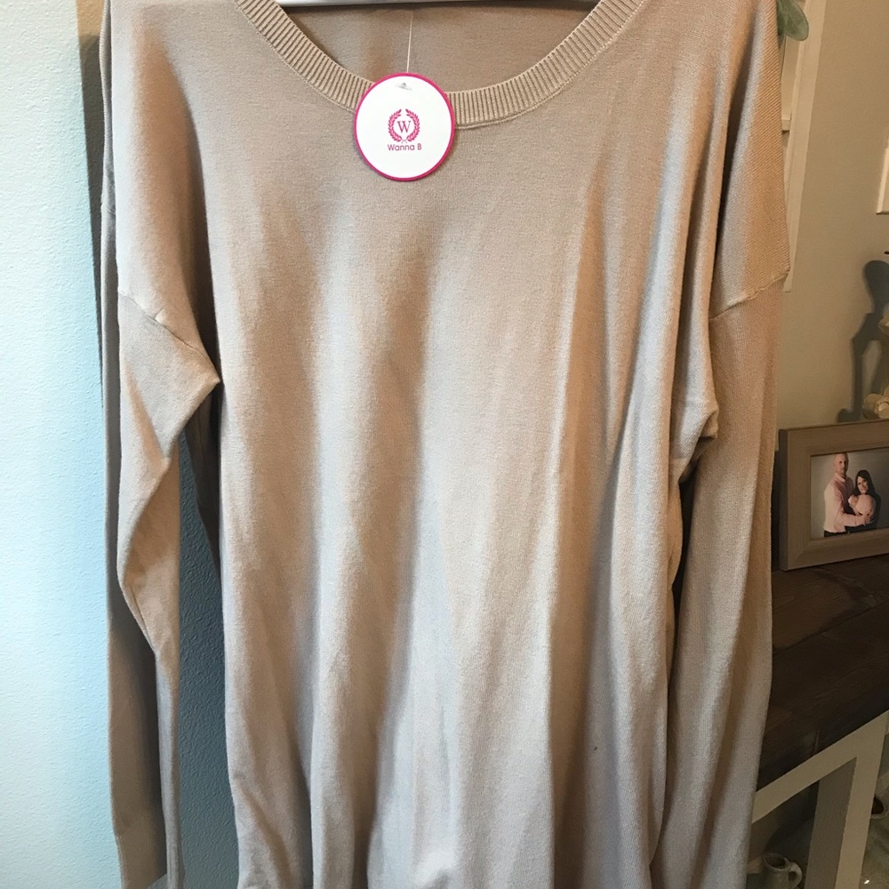 Long sleeve sweater